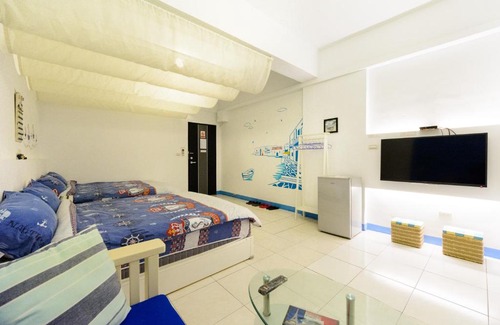 East District Casa | Play House