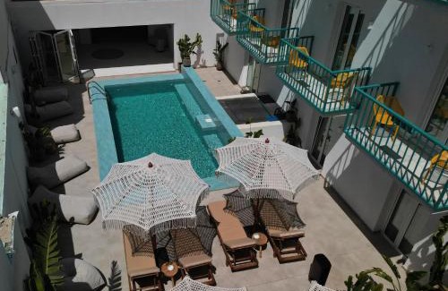Paros Hotel | Play Paros
