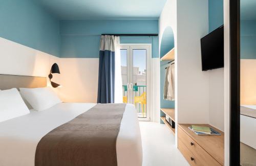 Paros Hotel | Play Paros