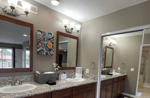 Laguna Hills Casa | Play Pool & BBQ Poolside, 8 Miles From The Beach