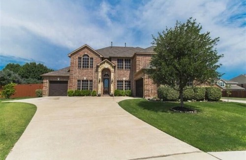 McKinney Casa | Play, Relax and Detox in a beautiful 5 bedroom home with outstanding amenities!