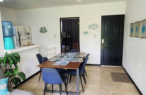 Esterillos Este Casa | Playa Bejuco casa de 3 recámaras en condominio frente al mar