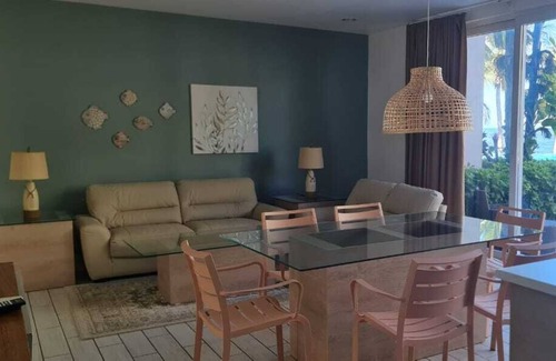El Triunfo de La Cruz Apartamento | Playa Escondida Beach Club