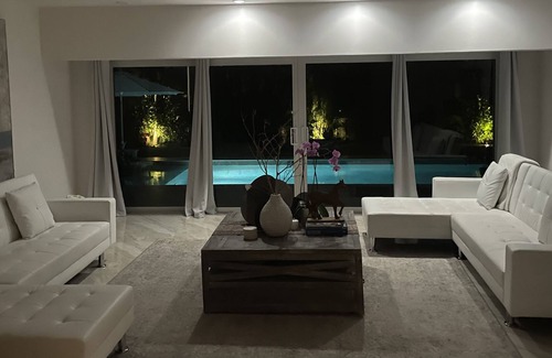 Central Corals Casa | Playa Zen South ~ Five Star, Upscale neighborhood, Lux 3/2, Pool, Dog Friendly