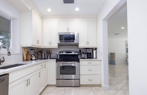 Central Corals Casa | Playa Zen South ~ Five Star, Upscale neighborhood, Lux 3/2, Pool, Dog Friendly
