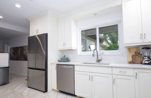 Central Corals Casa | Playa Zen South ~ Five Star, Upscale neighborhood, Lux 3/2, Pool, Dog Friendly