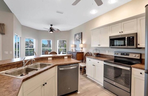 Falcons Glen Casa | PLAYERS CLUB & SPA, Professionally Decorated, Stunning Sunsets, Private Pool
