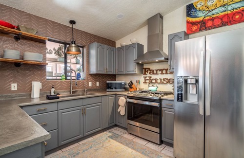 Cottonwood-Verde Village Casa | Playful 5-Bedroom Home in the Heart of the Valley!