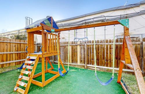Northside Casa | Playful City Perch