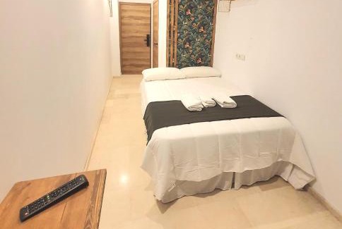 Sant Francesc Hostal | PLAZA HOME ResEst