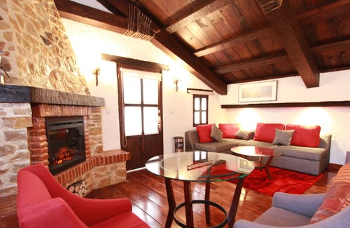 Barrio de La Merced Hotel | Plaza San Cristóbal Inn