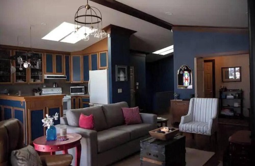 Arcata Casa | Plaza Perch~Downtown~Walkable