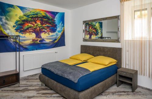 Enns Casa | PLAZA ROOMS & APPARTEMENT - Café & Bar
