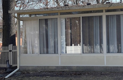 Southfield Casa | Pleasant 2-bedroom house with AC in Southfield HISTORIC AREA