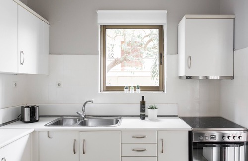 Khalandrion Apartamento | Pleasant 2BR Apartment near HELEXPO
