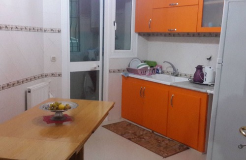 Ain Zaghouan Apartamento | Agradable apartamento cerca de todos los servicios.