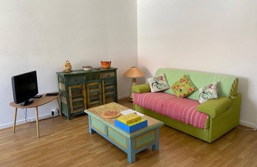 Biriatou Apartamento | Pleasant apartment with two terraces Very bright In Hendaye