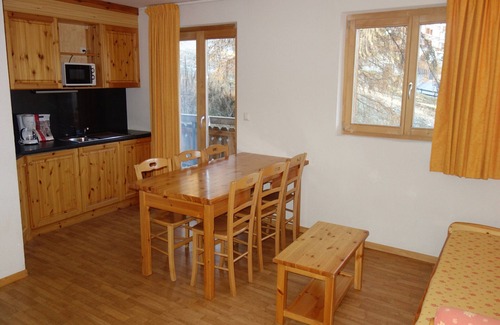 Nendaz Apartamento | Pleasant Apartment With Sauna