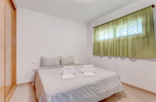 Playa San Juan Apartamento | Pleasant Duplex San Juan with 2 bedrooms