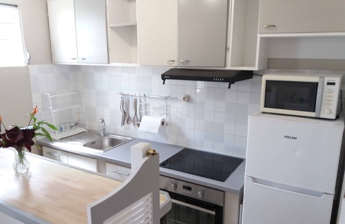 Schoelcher Apartamento | Pleasant F2, fiber, garden, garage, air conditioning ch