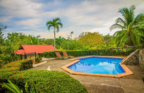 Jacó Apartamento | Pleasant Gaviota's House - Your Jacó Beach Escape!
