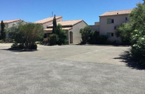 Mouries Casa | pleasant gîte, with collective heated swimming pool, in the heart of the alpilles in mouriès, 4/6 people.