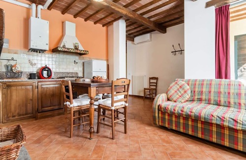 Torgiano Casa | Agradable casa de vacaciones en Torgiano cerca del Museo del Vino