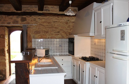 Beynac-et-Cazenac Casa | Agradable casa para 6 personas, tranquila, con piscina comunitaria