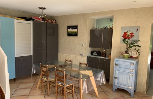 Naintre Casa | Bonita casa con piscina privada