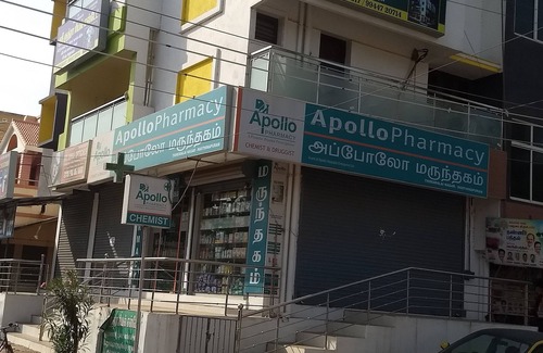 Chennai Apartamento | Agradable y espacioso 1BHK. 25 minutos del aeropuerto / AC / TV / cocina