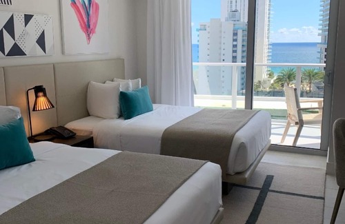 Hollywood South Central Beach Hotel | Pleasant Stay, Convenient Location! 3 Comfortable Units, Onsite Pool