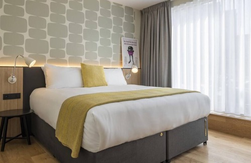 Jewish Quarter Casa | Pleasant Stay in Downtown Antwerp! 3 Apartment-like Units w/ Full Kithcens