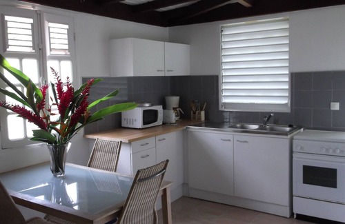 Le Gosier Casa | Pleasant T1 in gîte with 2 other accommodations - a studio and a T1