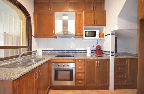 Mutxamel Casa | Agradable adosado con piscina, duchas hidromasaje