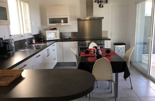 Monticello Casa | Pleasant villa with swimming pool, all comforts, facing the mountains, 2 km from town