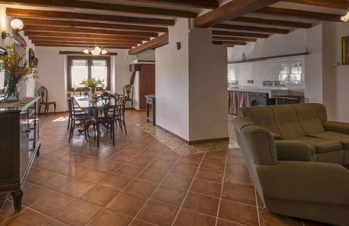 Nulles Cabaña | Agradable casa de pueblo, jardín. Piscina privada