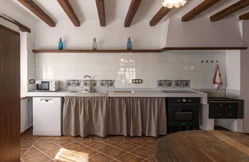 Nulles Cabaña | Agradable casa de pueblo, jardín. Piscina privada
