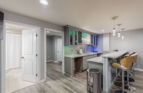 Waldorf Casa | Pleasant White Plains home with in-home gym, game tables, & jetted tub