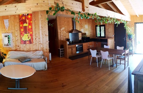 Le Porge Casa | Pleasant wooden house near beaches and forest