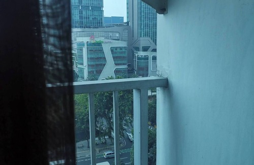 Kayu Putih Apartamento | Pleasant2@Tifolia, Studio, cozy, Kelapa Gading