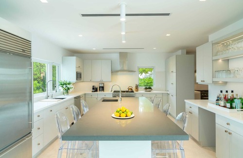 Grace Bay Villa | Milestone in Providenciales by Personal Villas - Contemporary Modern Design