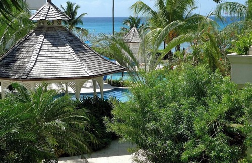 Schooner Bay Apartamento | Schooner Bay 105 in St Peter by Personal Villas - Elegant Beachfront House