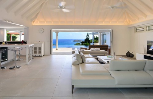 Grand Cul-de-Sac Villa | Villa de 3 dormitorios con impresionantes vistas del océano y la isla, piscina climatizada larga y cenador