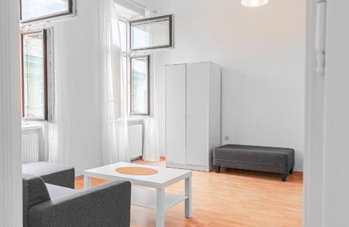 Wahring Apartamento | Pleasing 2BR Apt. AKH-Perfect for Groups