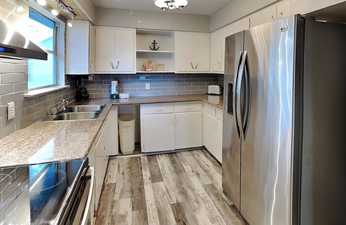 Galveston Casa | Pleasure Pier Retreat