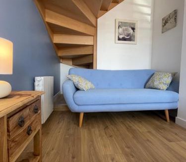 Auray Apartamento | Plein centre Auray - Grand duplex 2 chambres avec terrasse ensoleillée