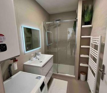 Aix-les-Bains City Center Apartamento | Plein centre-ville T2 refait à neuf