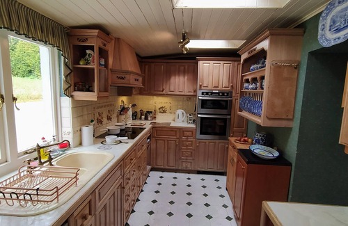 Plockton Casa | Plockton; near Skye, Sea-side Super Place, 3bed, home office, WiFi, Fab Garden!