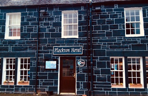 Plockton Casa | Plockton; near Skye, Sea-side Super Place, 3bed, home office, WiFi, Fab Garden!
