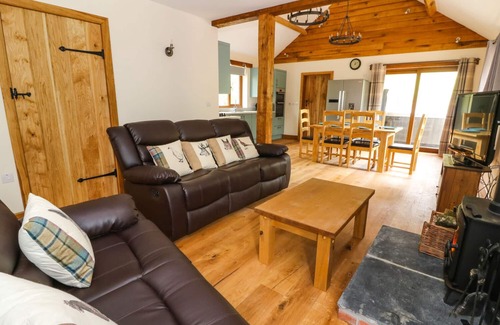 Bleddfa Cabaña | Ploony Hill Lodge, BLEDDFA
